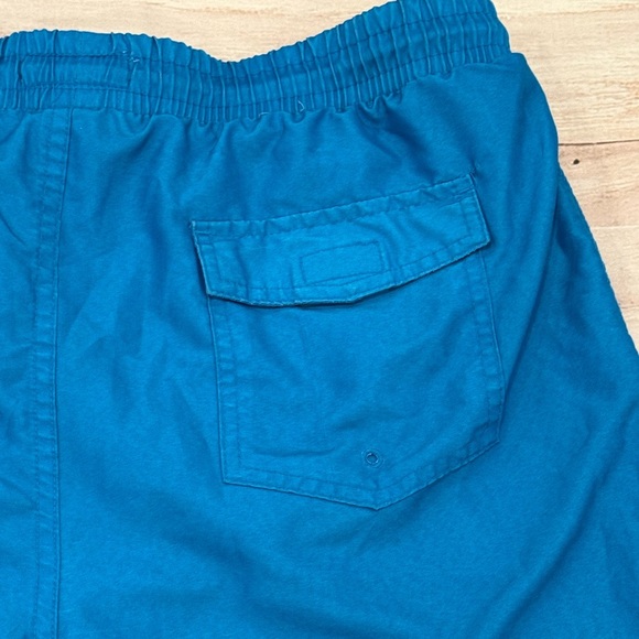 Club Room Blue and Green Swim men’s Trunks with Modern Design/size L - Picture 8 of 8